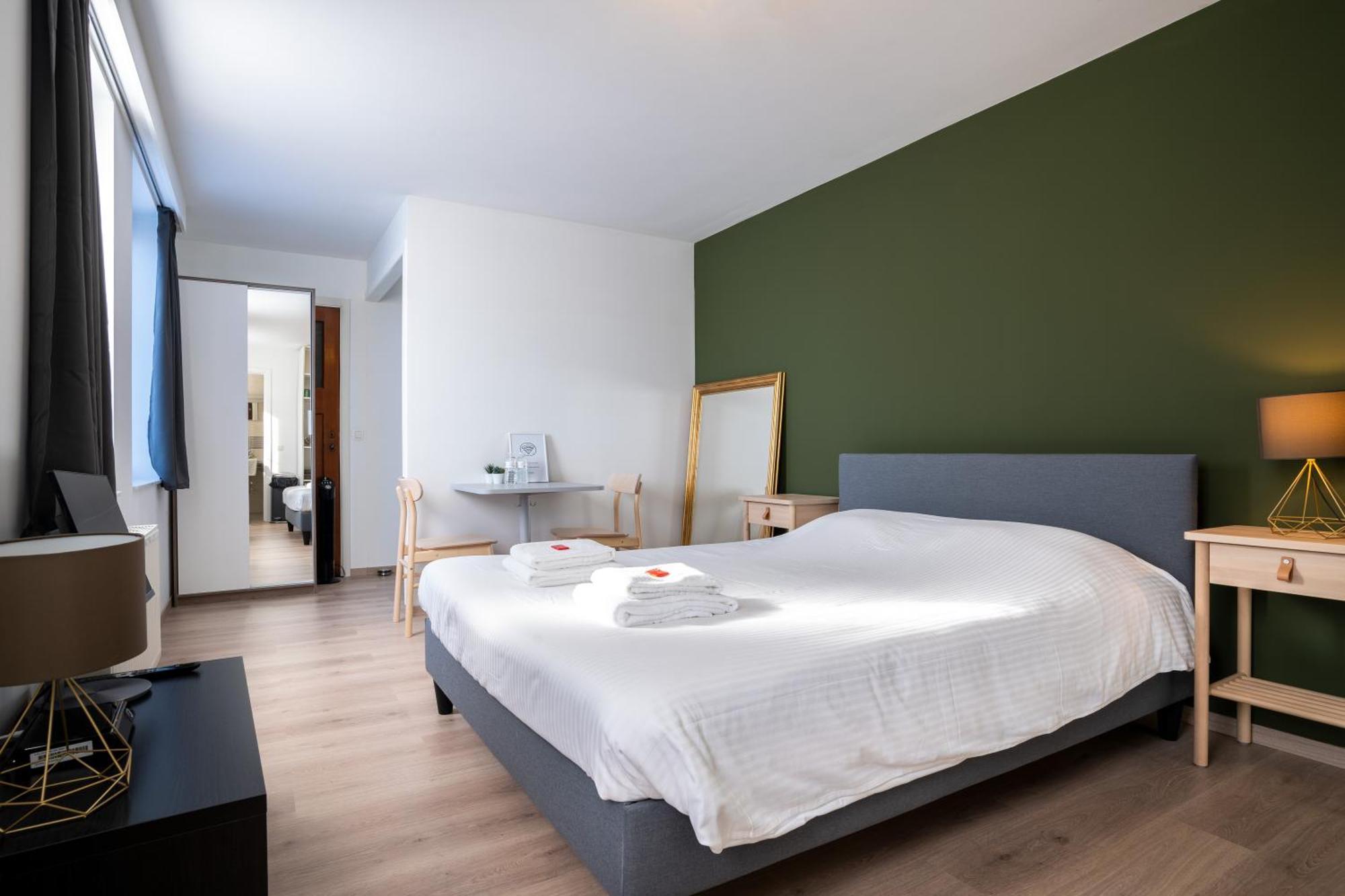 General Sixty-Seven By Romy&Travis Hotel Bruges Exterior photo